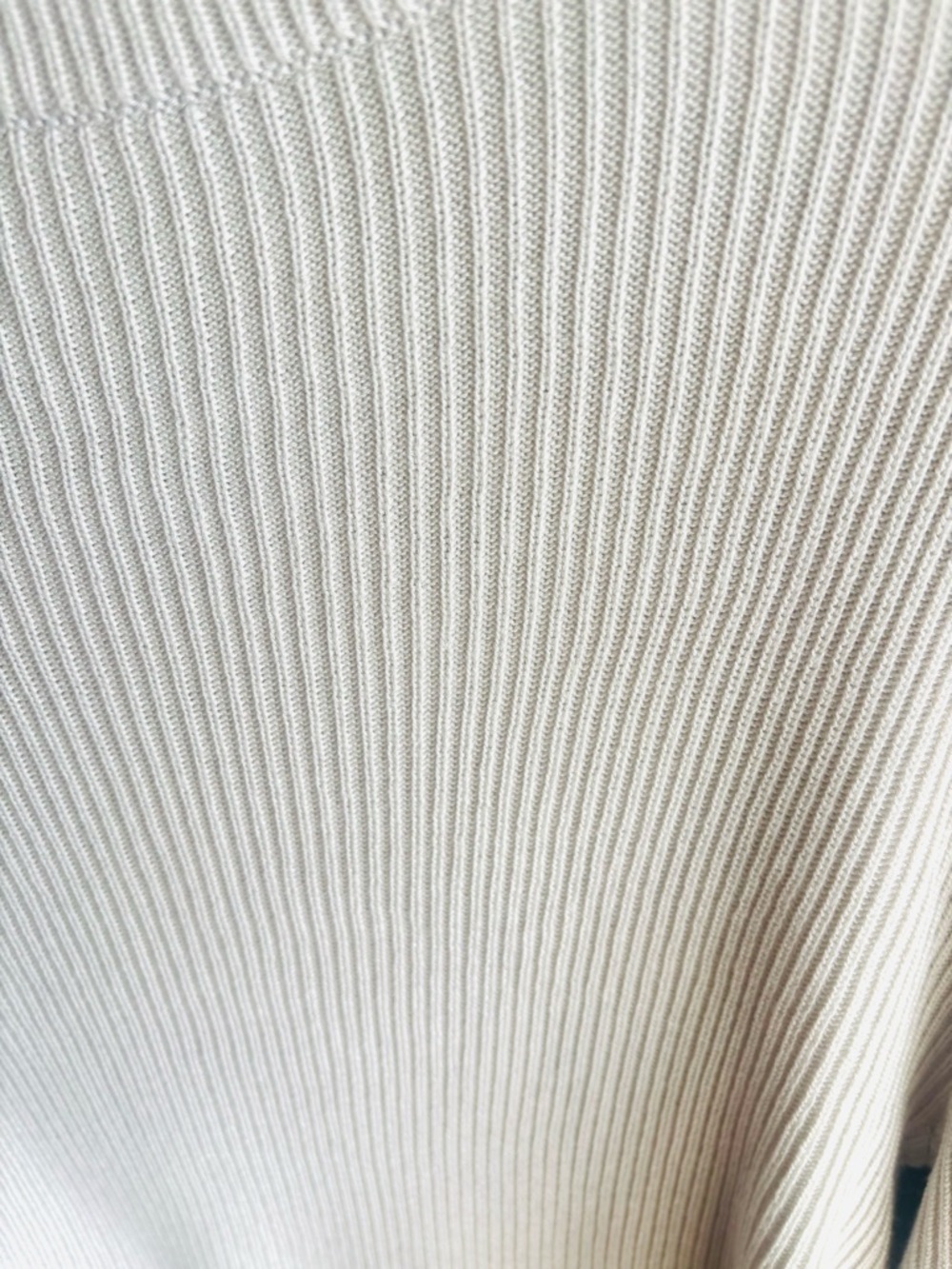 Lululemon Cream Crossover Sweater Size: 6 - Picture 5 of 7